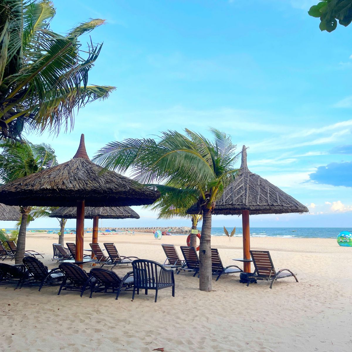 Bãi Tắm Sealink – Nét Đẹp Biển Xanh Tại Bãi Đá Ông Địa Mũi Né