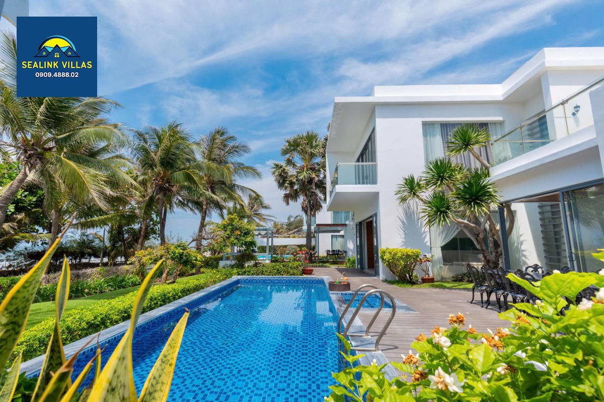 Villa D3 sở hữu một vị trí đặc biệt, nằm trong dãy sát biển của Aria Resort