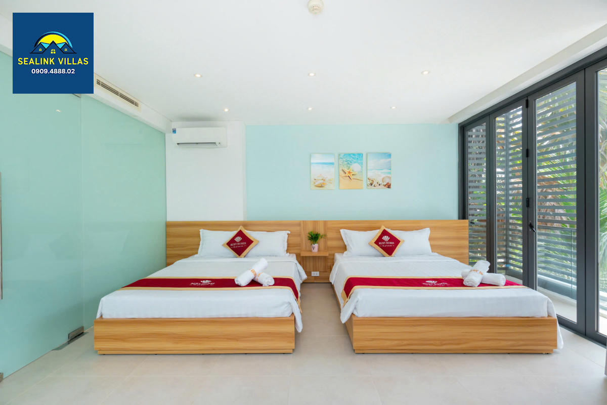 Villa D2 được thiết kế 1 trệt, 1 lầu với tổng cộng 5 phòng ngủ. 